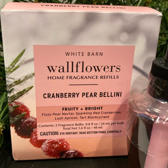 Bath & Body Works “Cranberry Pear Bellini” 2 Wallflower Refills - Picture 2 of 4